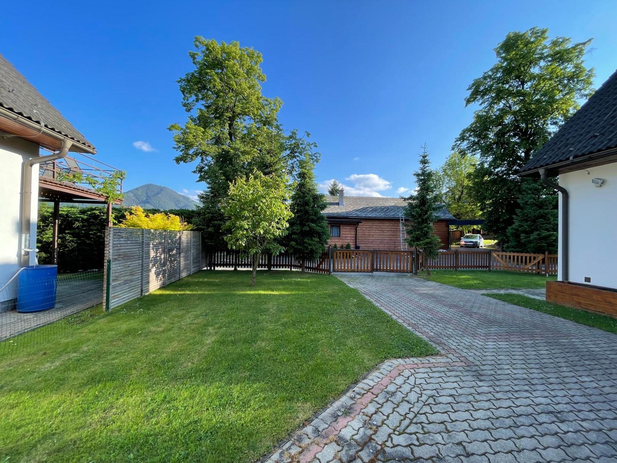 Infinita Bodice Villa Liptovský Mikuláš Exteriör bild